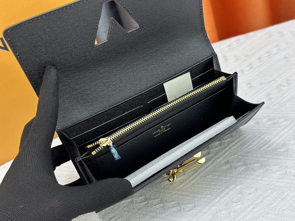 LVコピーウォレット全体デザイン